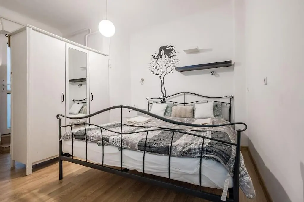 Cosy Central Apartment At River Budapest 0*,  Hungary