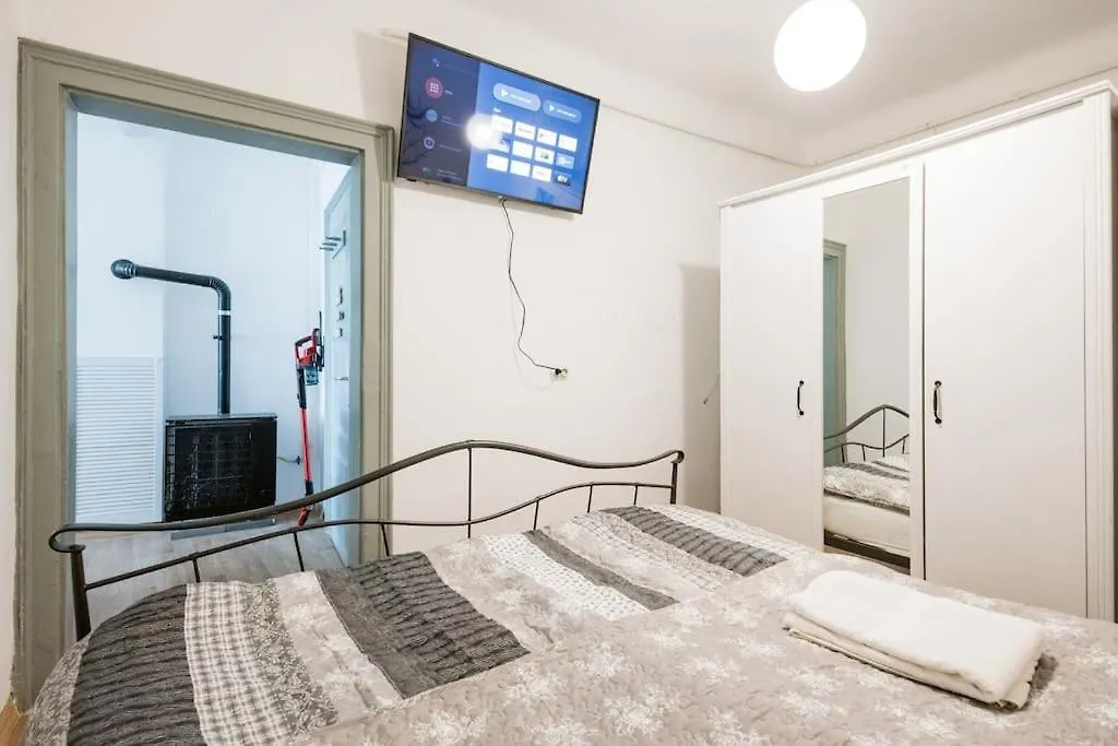 Cosy Central Apartment At River Budapest